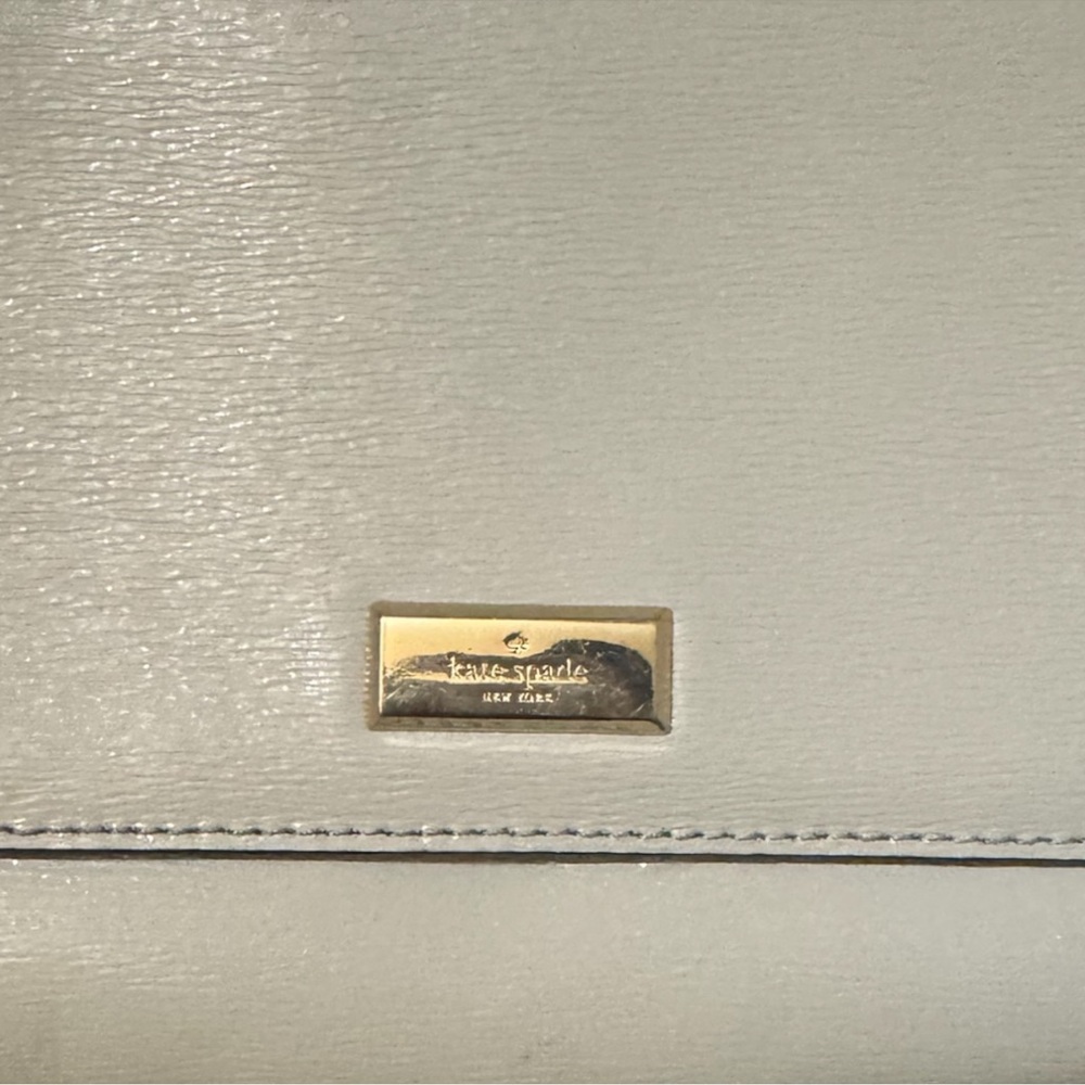 Kate Spade Light Gray Shoulder Bag with Chain Strap - Picture 5 of 8